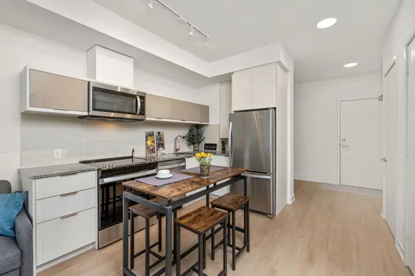 Toronto C13, ON M3A 0A7,10 Deerlick CT #1107