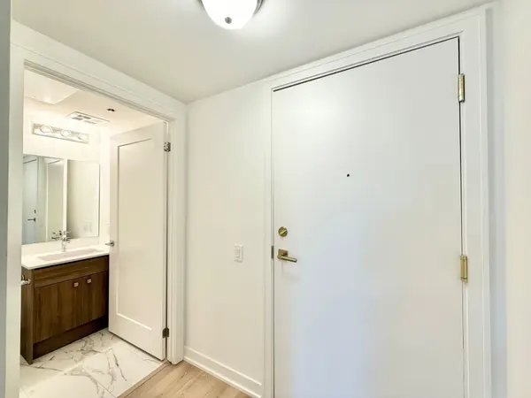 Toronto E06, ON M1N 0C7,2 Manderley DR #603