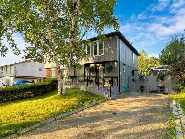 Whitby, ON L1N 1Z5,411 Rosedale DR