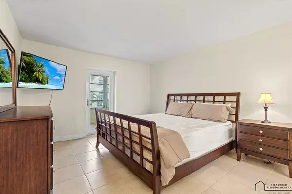 Lauderdale Lakes, FL 33319,4191 NW 41st St #316
