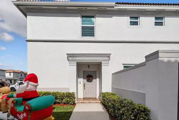 Hollywood, FL 33027,4197 SW 157th Ave #164