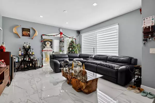 Hollywood, FL 33027,4197 SW 157th Ave #164