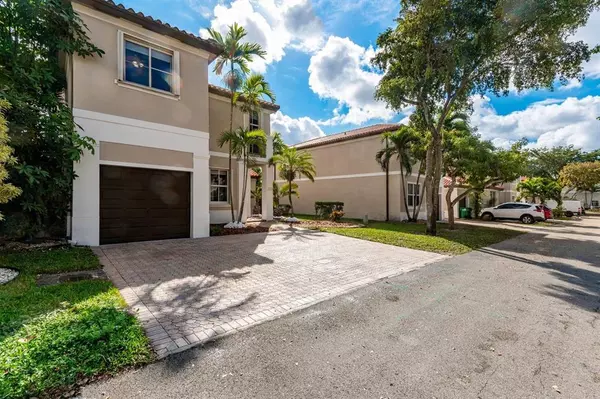 Hialeah, FL 33016,14251 NW 83rd Ave