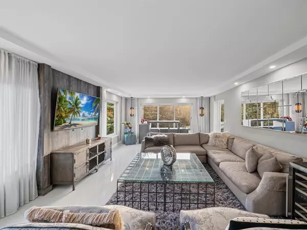 Fort Lauderdale, FL 33304,1151 N Fort Lauderdale Beach Blvd #1C