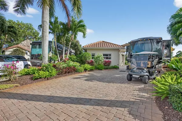 Pompano Beach, FL 33068,391 Sundial Cir #391