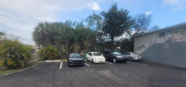 Dania Beach, FL 33004,Address not disclosed