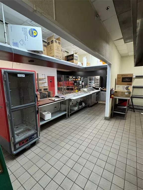 Stuart, FL 34997,3204 SE Federal Hwy