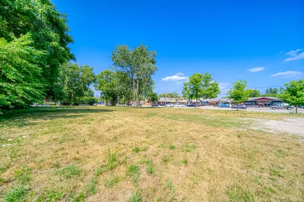 Georgina, ON L4P 2A9,236 Cameron CRES