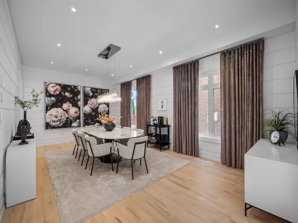 Vaughan, ON L4J 0J4,29 Kylemount CT