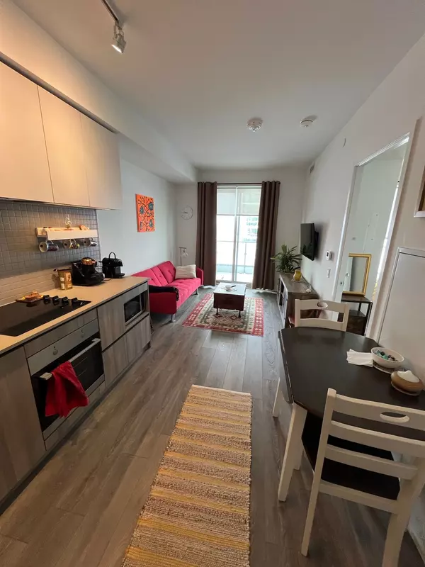 Vaughan, ON L4K 0J7,950 Portage Pkwy #2211