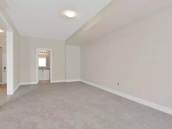 Oakville, ON L6H 7C5,12 Marvin AVE