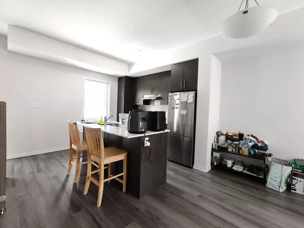 Toronto W06, ON M8V 3Y8,10 William Jackson WAY #79