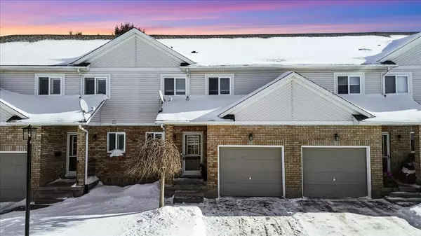 Pelham, ON L0S 1E4,25 Meadowvale DR #3