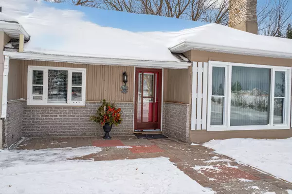 Mississippi Mills, ON K0A 1A0,2377 Ramsay Con 7B AVE S