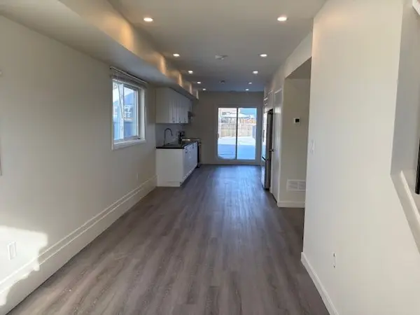 Welland, ON L3B 5E5,1075 ontario RD #C