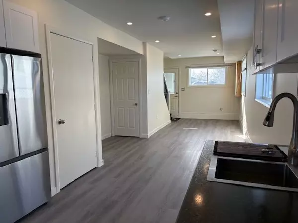 Welland, ON L3B 5E5,1075 ontario RD #C