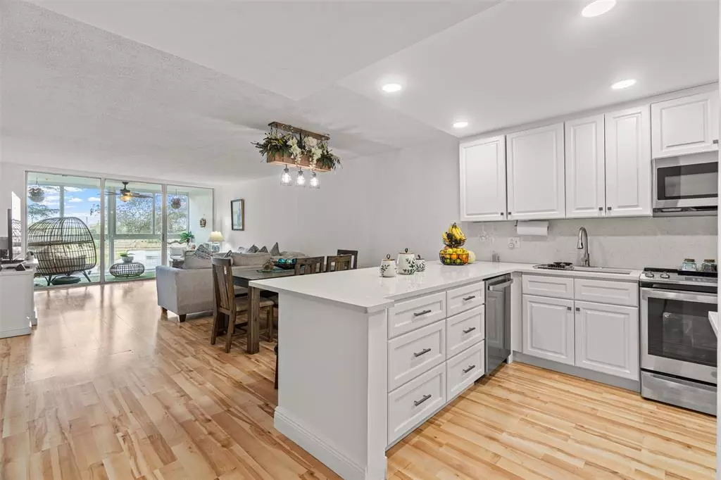 Pompano Beach, FL 33069,3080 N Course Dr #304