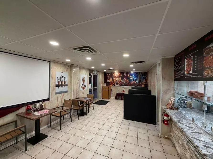 Hamilton, ON L9C 1C7,610 Upper James ST