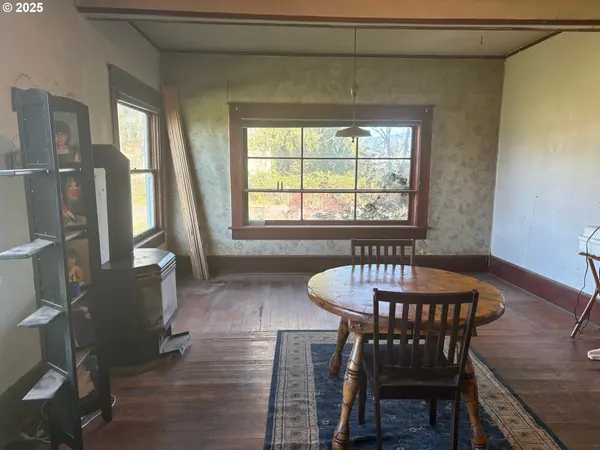 Creswell, OR 97426,83354 N PACIFIC HWY