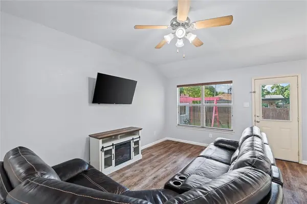 Denton, TX 76209,2813 Dana Lane