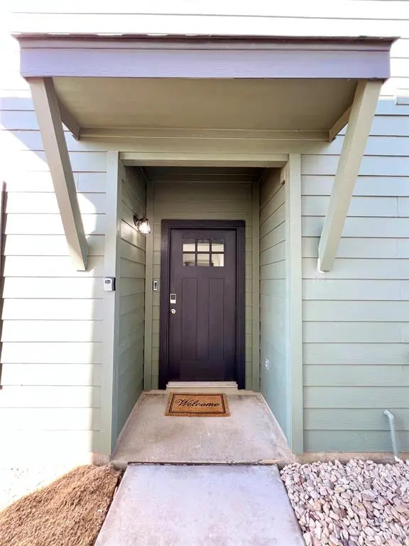 Burleson, TX 76028,3501 E Renfro Street #402