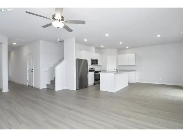 Woodburn, OR 97071,1393 OWL AVE