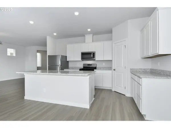 Woodburn, OR 97071,1393 OWL AVE