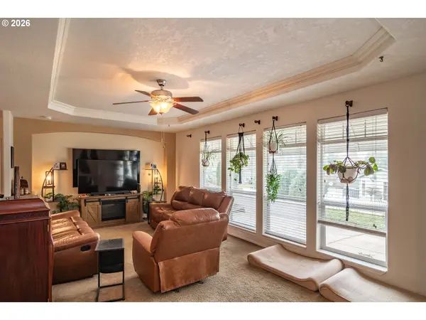 Canyonville, OR 97417,490 KNOLL TERRACE DR