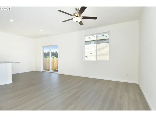 Gresham, OR 97080,3933 SW DUNIWAY LN