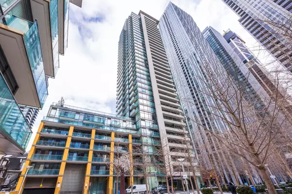 Toronto C02, ON M4W 3Y8,18 Yorkville AVE #1803