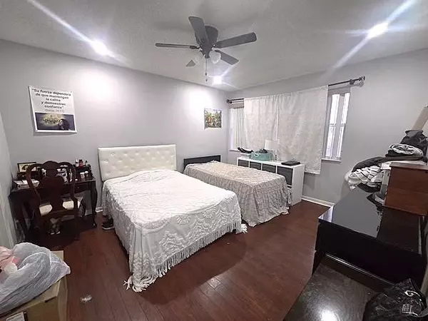 Coral Springs, FL 33065,12185 Royal Palm Blvd