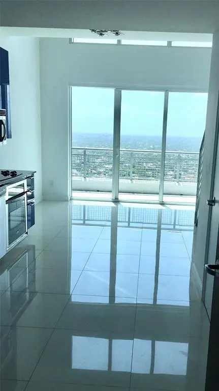 Miami, FL 33130,60 SW 13th St #3205