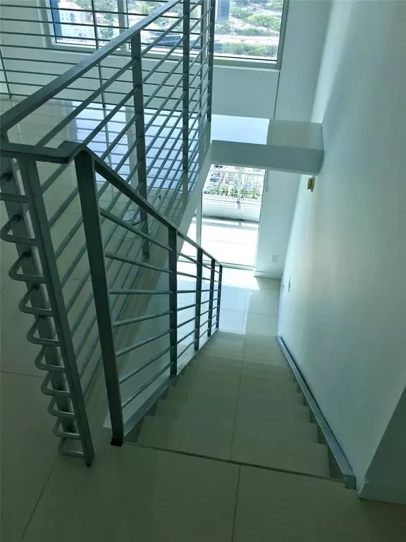 Miami, FL 33130,60 SW 13th St #3205