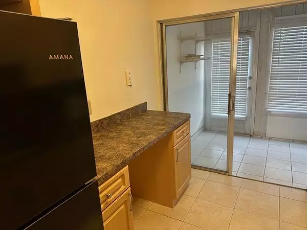 Margate, FL 33063,7705 NW 5th Ct #104