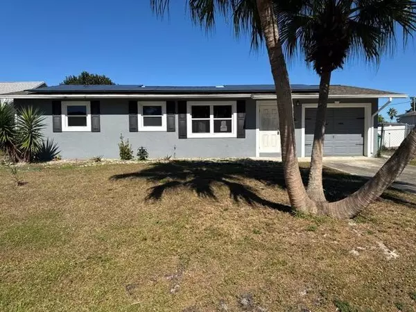 321 NE Genesee Ave, Port St Lucie, FL 34983