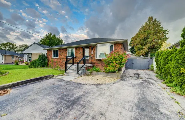 Milton, ON L9T 1X8,446 Kingsleigh CT