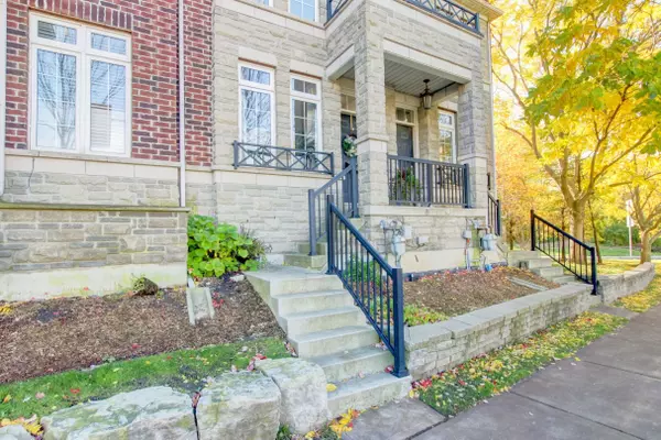 Toronto W01, ON M6S 5B7,119b The Queensway N/A #85