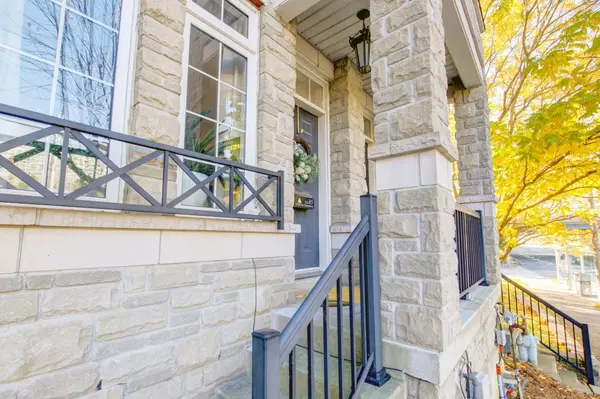 Toronto W01, ON M6S 5B7,119b The Queensway N/A #85