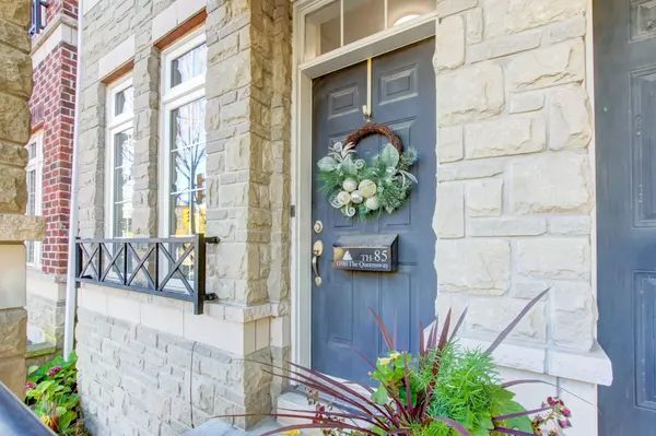 Toronto W01, ON M6S 5B7,119b The Queensway N/A #85