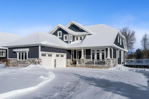 128 Timber LN, Blue Mountains, ON N0H 2P0