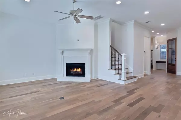 1930 Chestnut Park Lane, Shreveport, LA 71106