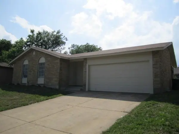 1605 Willowbrook Street, Lancaster, TX 75134