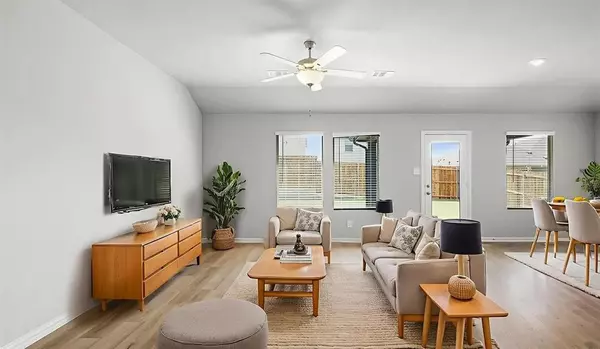 Crowley, TX 76036,6617 VALLEY LAKE Lane