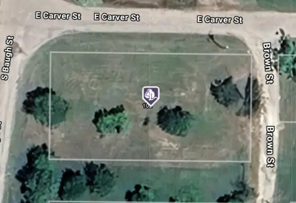 Alvarado, TX 76009,102 E Carver Street