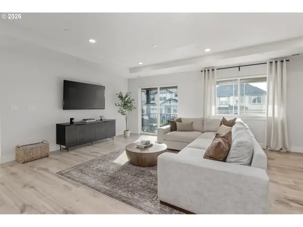 Portland, OR 97224,16609 SW BOTANY BAY LN