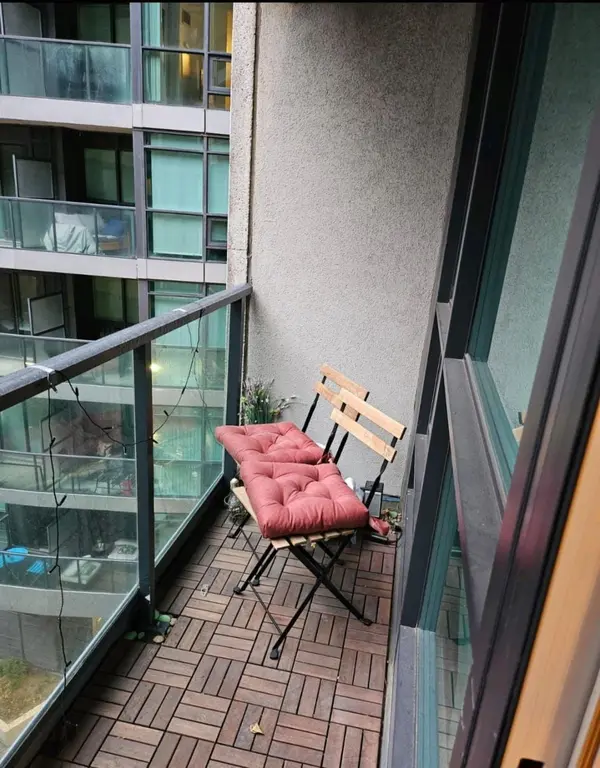 Toronto C01, ON M5V 1B7,600 Fleet ST #535