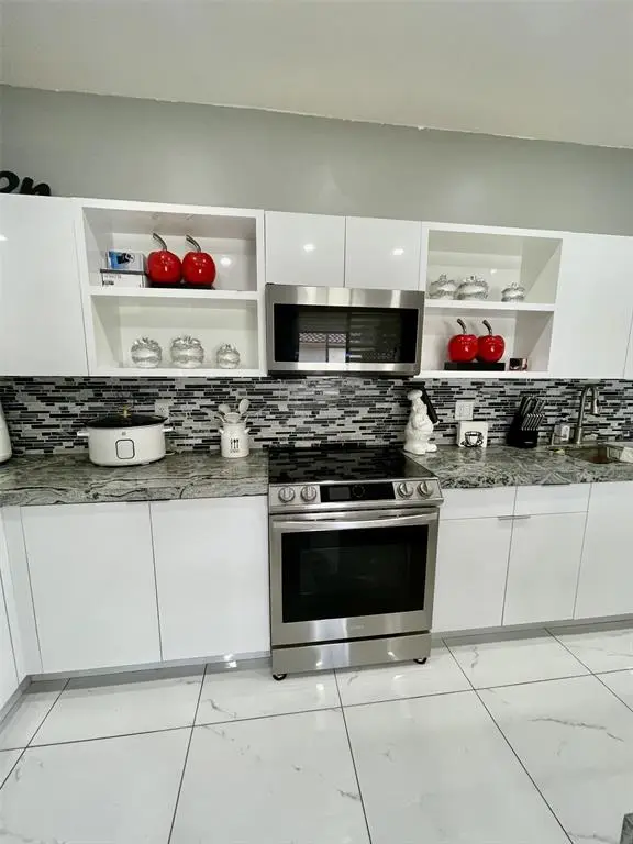 Pembroke Pines, FL 33029,1960 NW 188th Ave