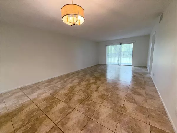 Pembroke Pines, FL 33027,1110 SW 125th Ave #208 M