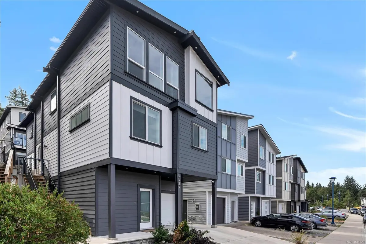 929 Peace Keeping Cres, Langford, BC V9C 2P3