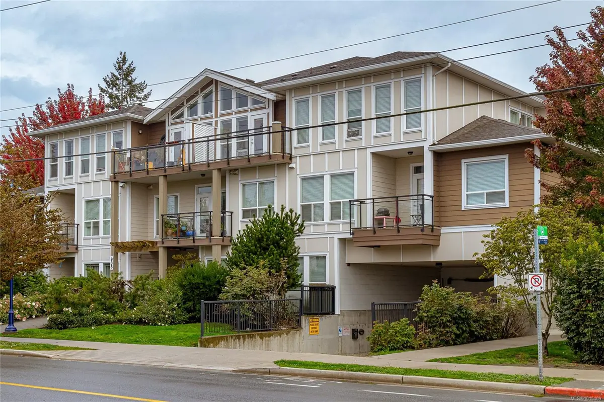 938 Dunford Ave #108, Langford, BC V9B 0M2